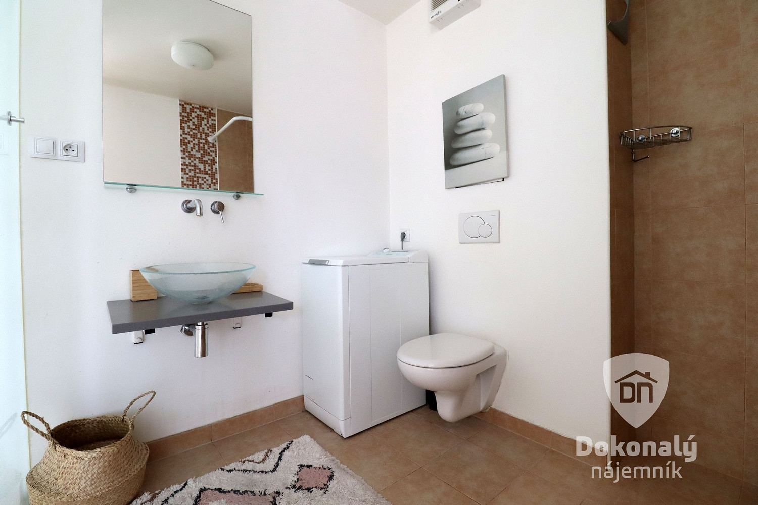 Pronájem bytu 1+kk 45 m² – fotografie 3