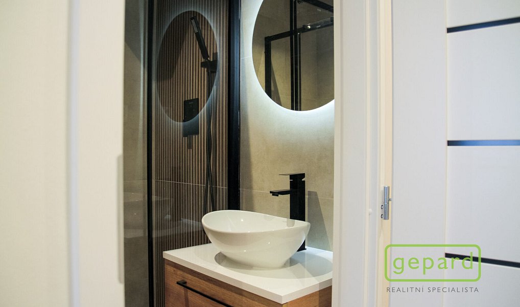 Prodej bytu 2+kk 49 m², Praha – náhled fotky 9