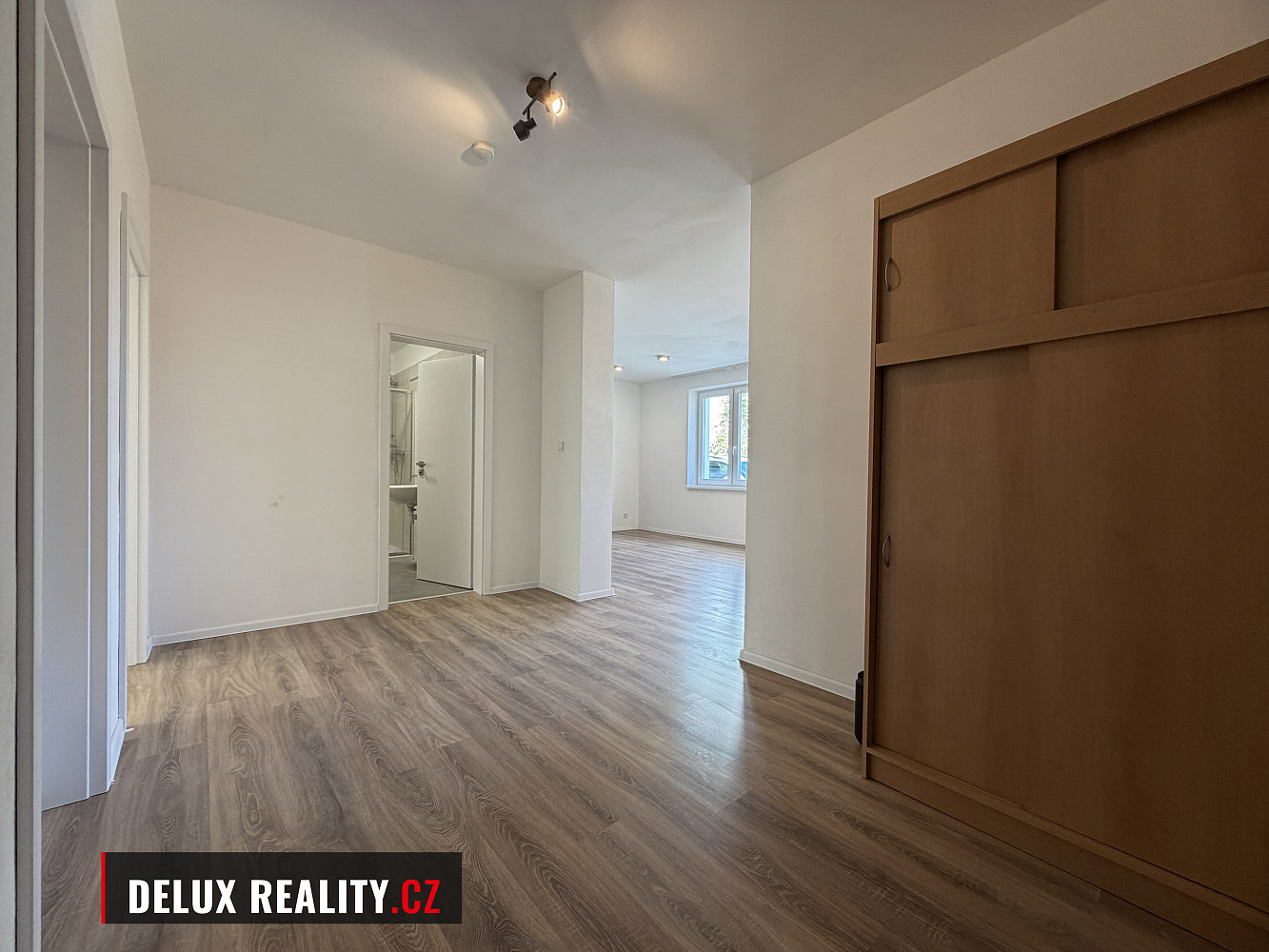Pronájem bytu 3+kk 80 m² – fotografie 4