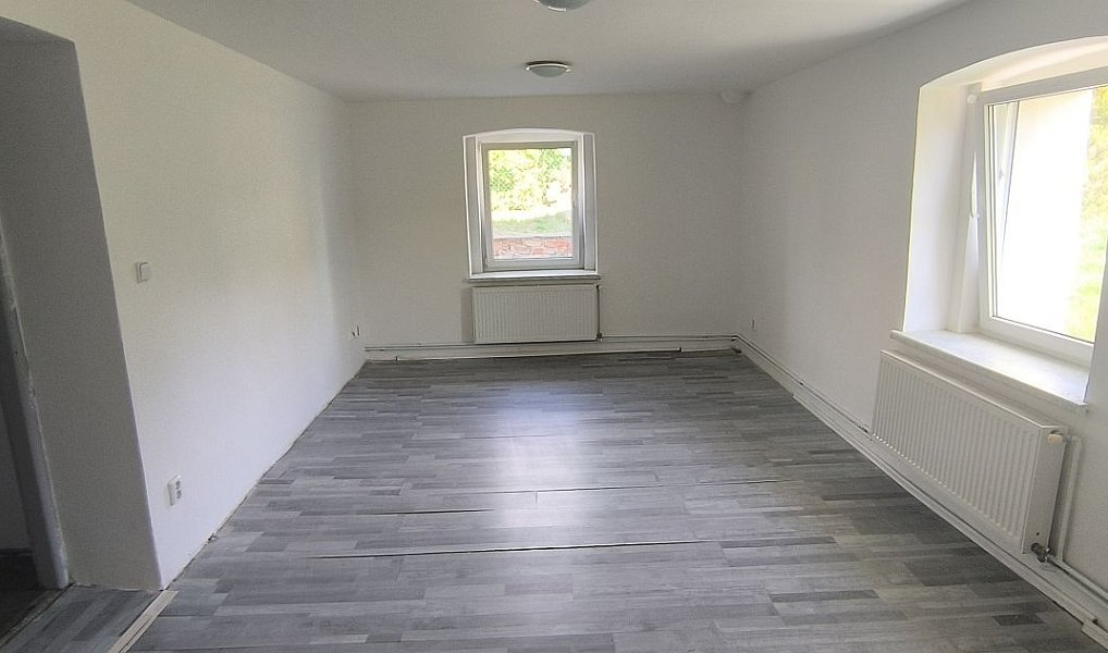 Prodej domu 284 m² s pozemkem 919 m², Cheb – náhled fotky 5