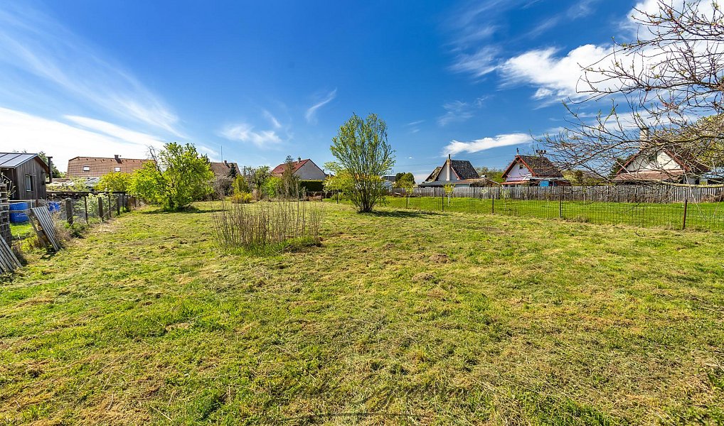 Prodej domu 95 m² s pozemkem 1 633 m², Srch – náhled fotky 2