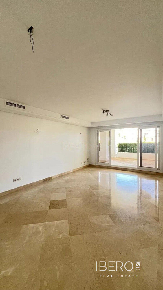 Piso 3+kk – Marbella, Nueva Andalucía - Vista 3
