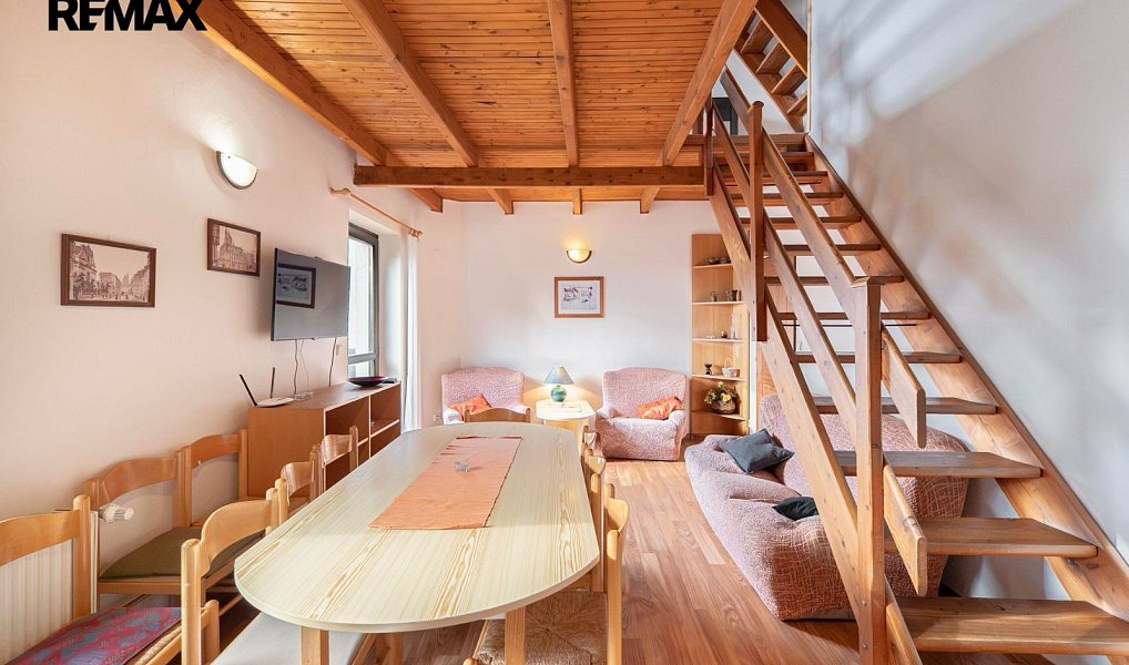 Prodej domu 239 m² s pozemkem 404 m², Harrachov – náhled fotky 10