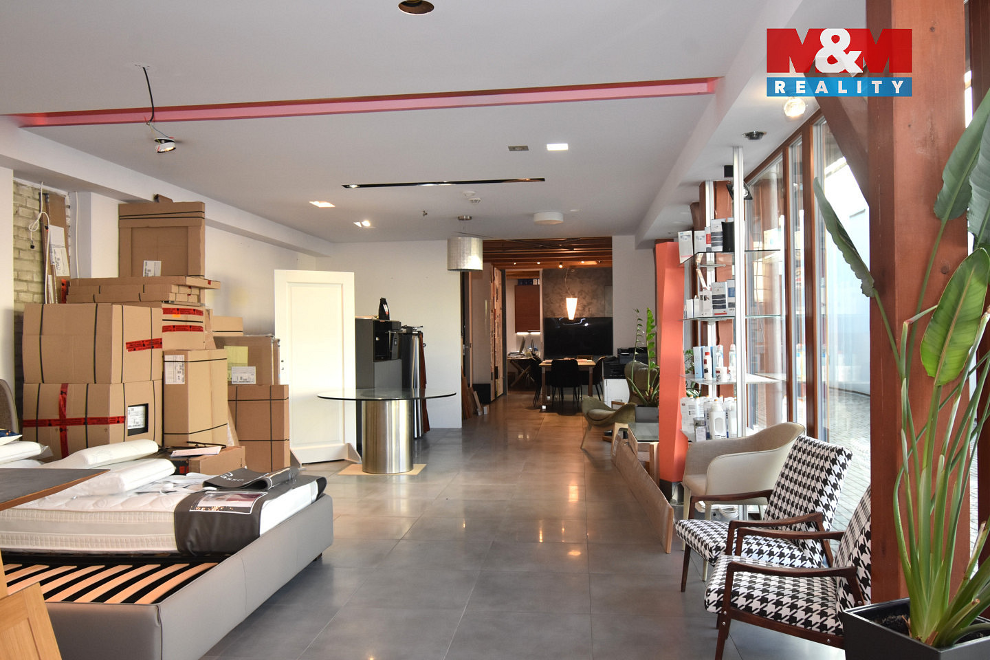 Pronájem kanceláře 234 m² – pohled 3