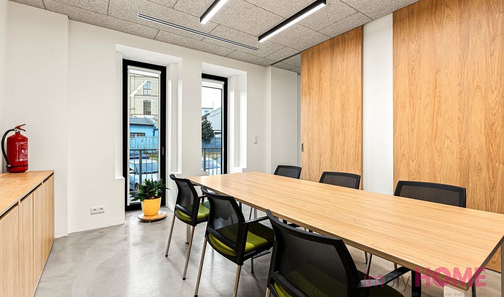 Prodej kanceláře 147 m², Praha – náhled fotky 7