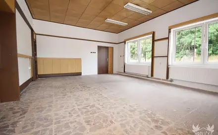 Pronájem obchodních prostor 77 m², Strakonice