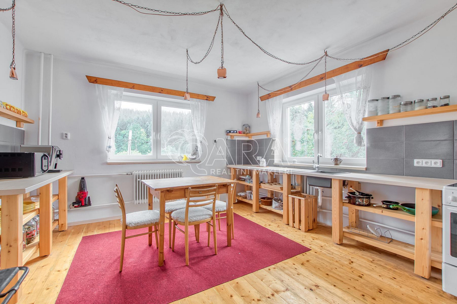 Prodej domu 140 m² s pozemkem 1 005 m²
