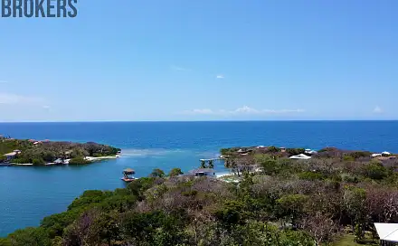 Prodej stavebního pozemku 1 902 m², Coxen Hole, Roatán, Honduras