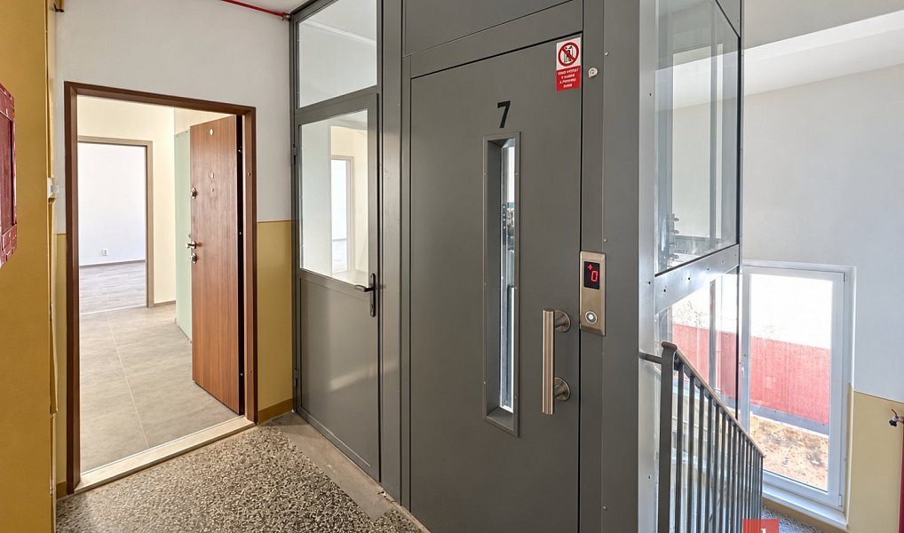 Pronájem bytu 2+1 60 m², Jirkov – náhled fotky 15