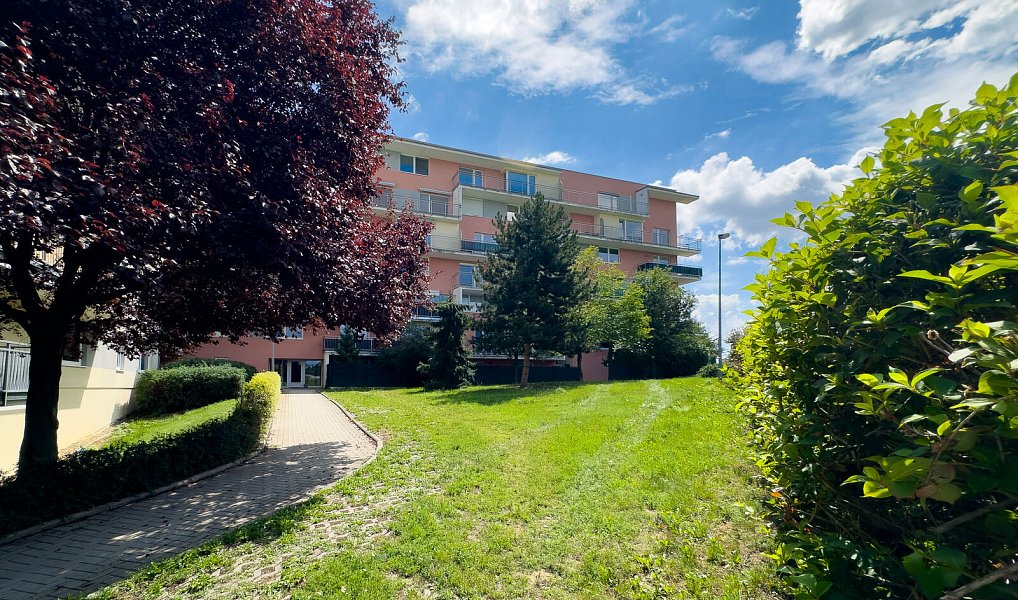Prodej bytu 2+kk 64 m², Praha – náhled fotky 2