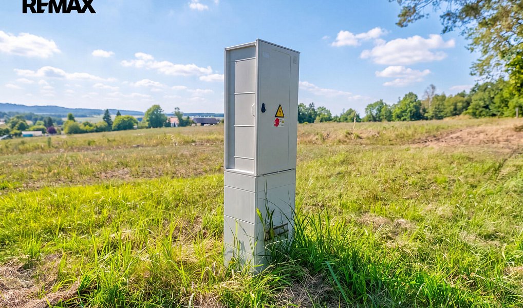 Prodej stavebního pozemku 4 011 m², Chrášťany – náhled fotky 4