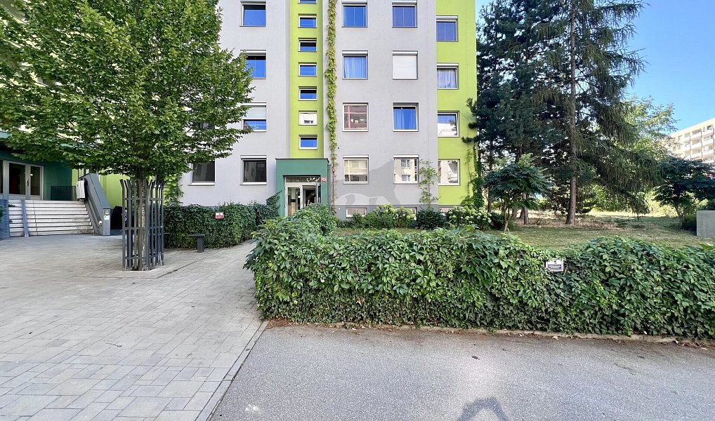 Pronájem bytu 3+1 75 m², Praha – náhled fotky 17