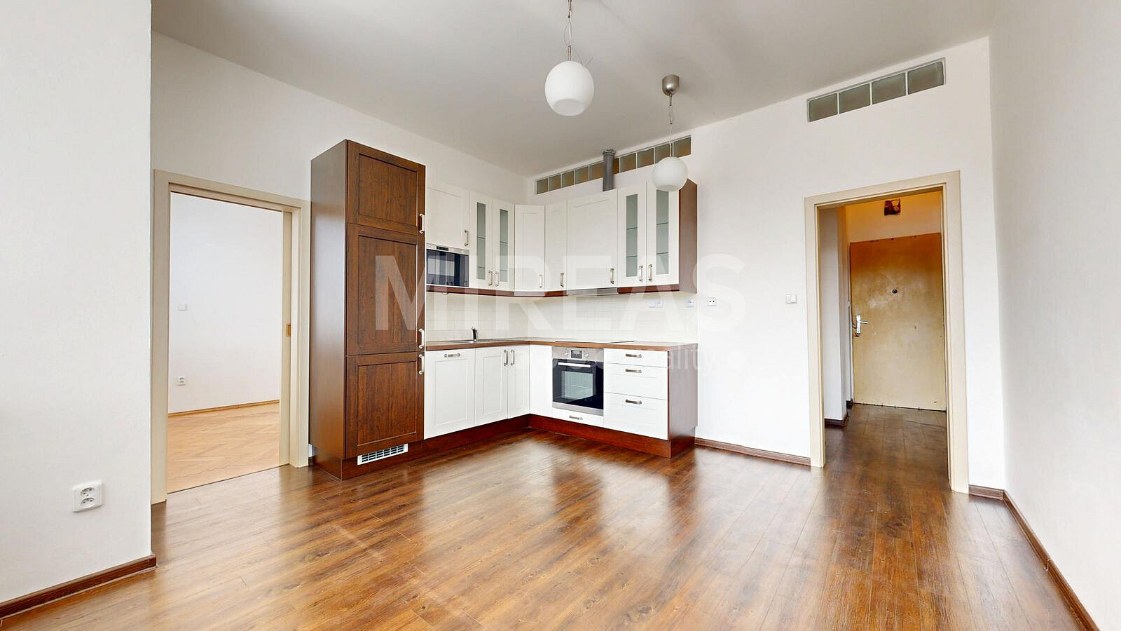 Pronájem bytu 2+kk 45 m²