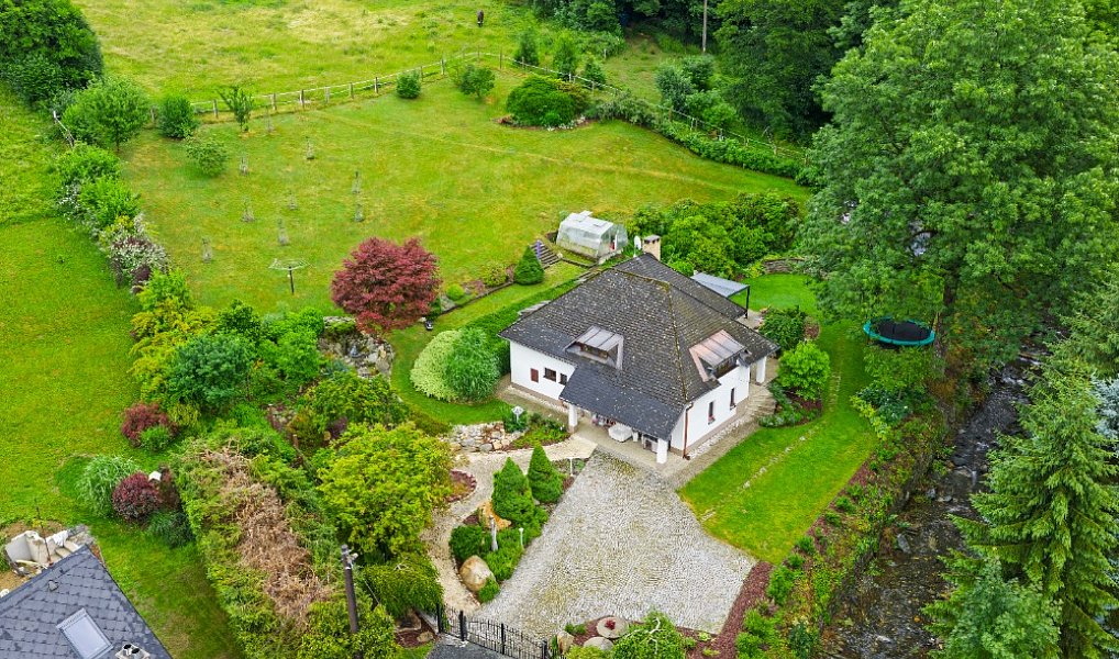 Prodej domu 180 m², Jeseník – náhled fotky 2