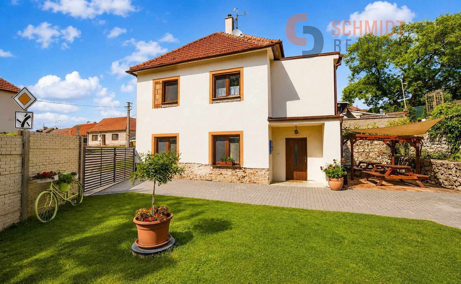 Prodej ubytovacího objektu 323 m² – fotografie 4