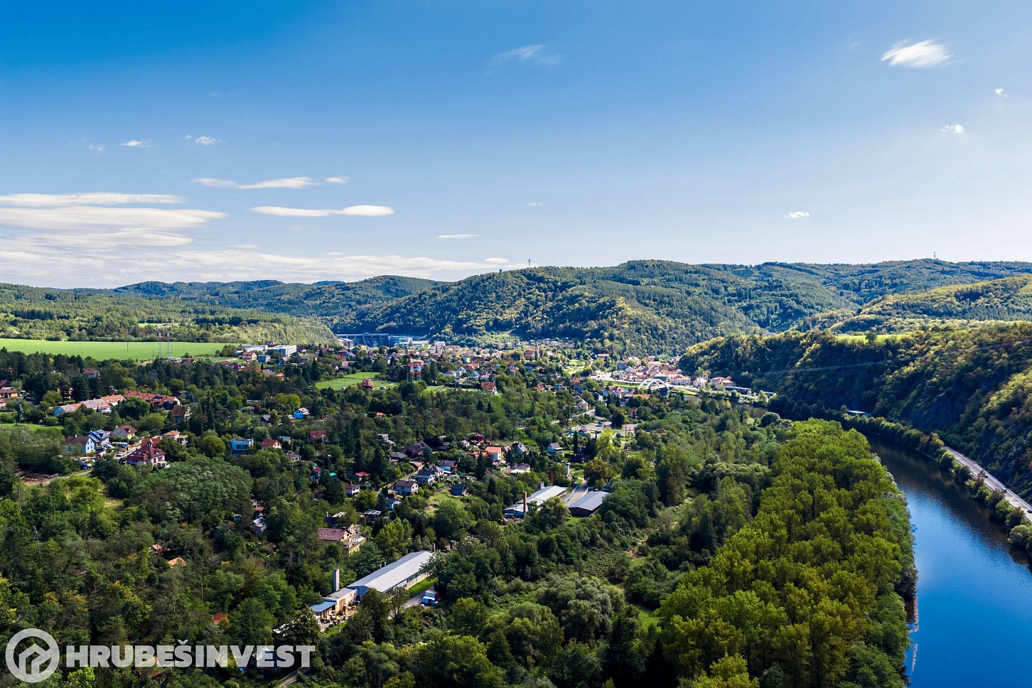 Prodej stavebního pozemku 2 672 m² – fotografie 5