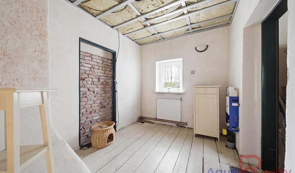 Prodej domu 330 m² s pozemkem 1 180 m², Stanovice – náhled fotky 19