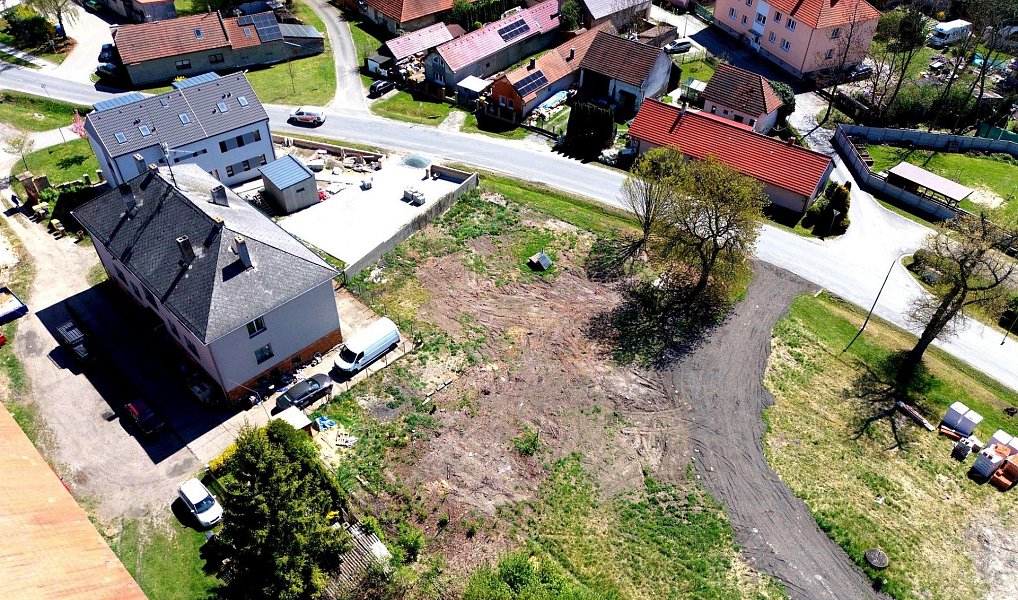Prodej stavebního pozemku 647 m², Bobnice – náhled fotky 7