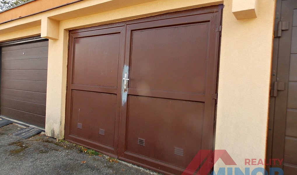 Pronájem garáže, 20 m2, elektřina k dispozici, ul. O. Scheinpflugové, Slaný, Slaný – náhled fotky 4