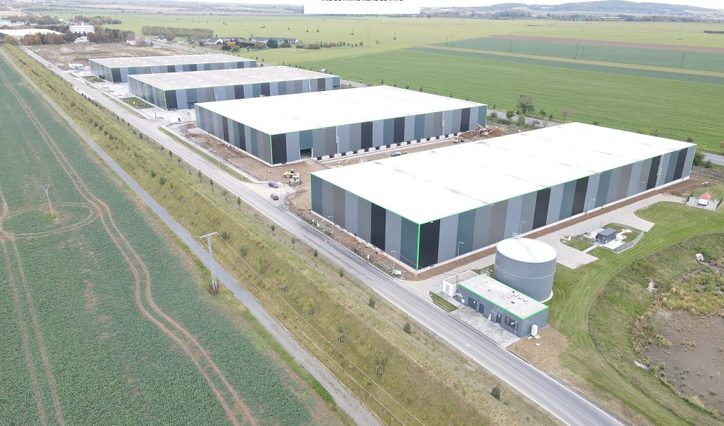 Pronájem výrobních prostor 3 500 m², Velká Bystřice – náhled fotky 16