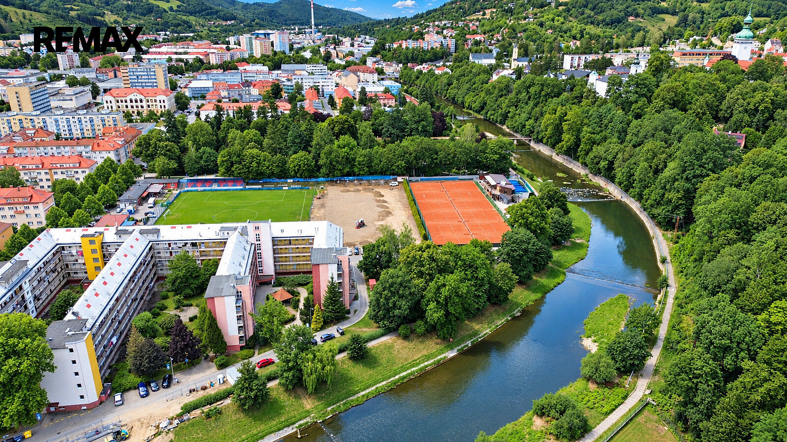 Prodej bytu 2+kk 46 m² – fotografie 2
