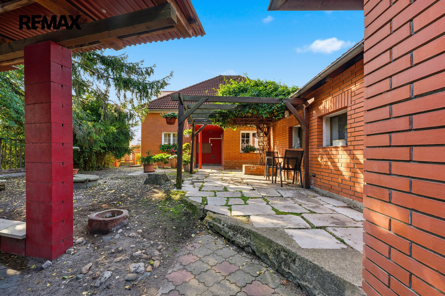 Prodej domu 197 m² s pozemkem 2 250 m² – fotografie 3