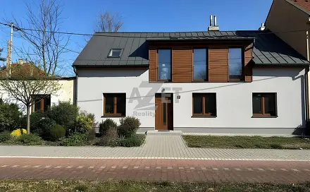 Prodej stavebního pozemku 681 m², 1. máje, Uherské Hradiště - Mařatice