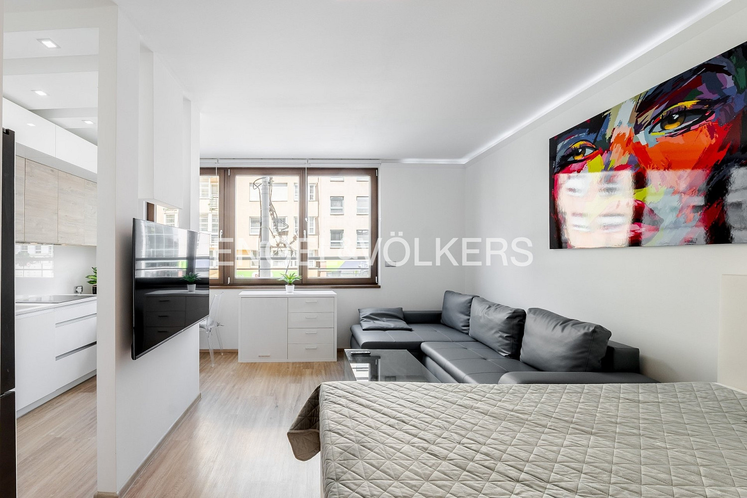 Pronájem bytu 1+kk 35 m²