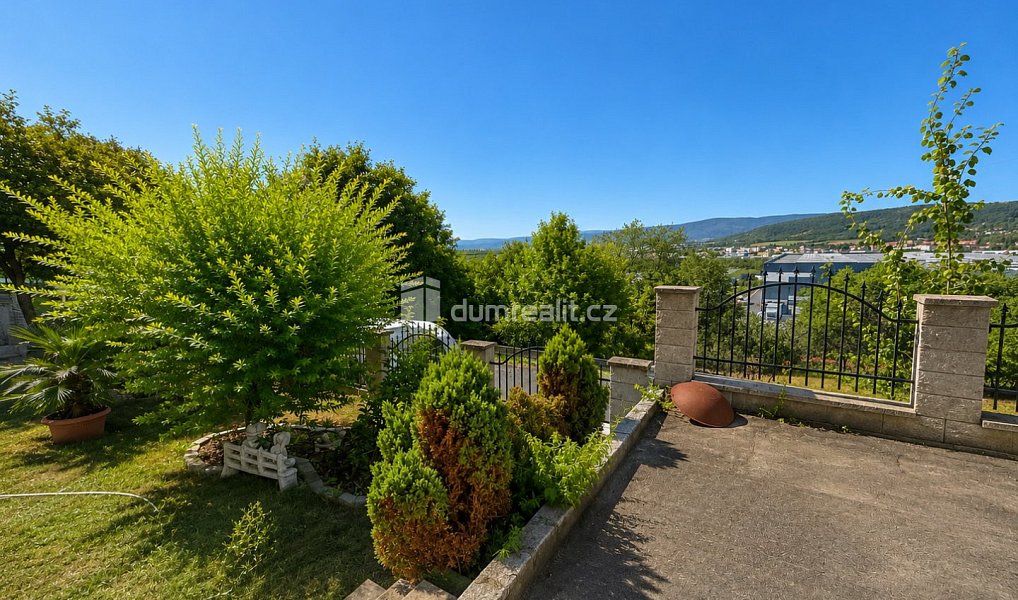 Prodej domu 195 m² s pozemkem 725 m², Ústí nad Labem – náhled fotky 23