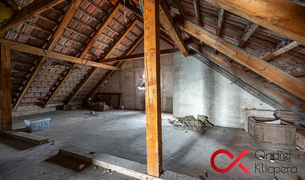 Prodej domu 180 m² s pozemkem 1 584 m², Olešnice – náhled fotky 23