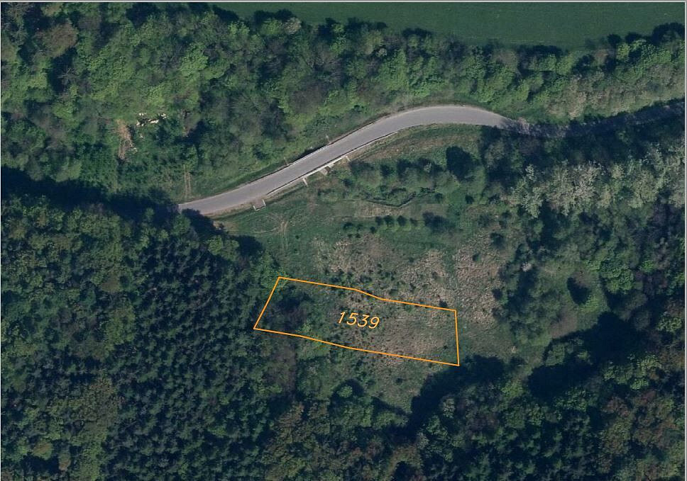 Prodej pole 1 953 m²
