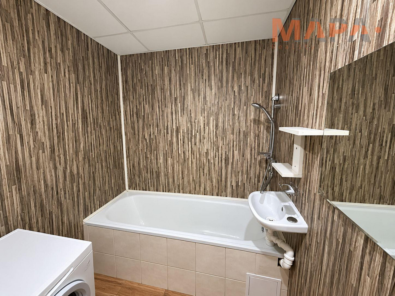 Pronájem bytu 2+1 55 m² – fotografie 3