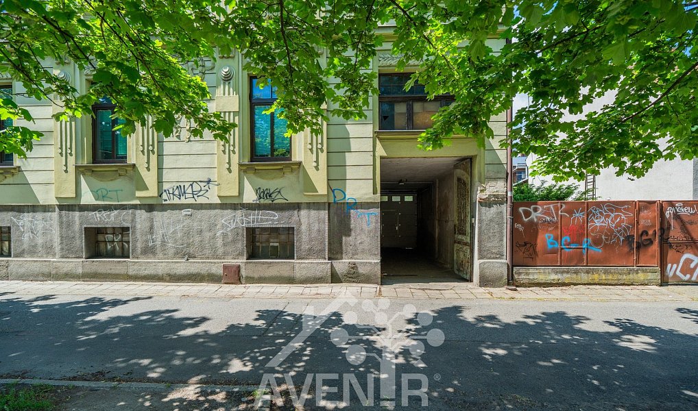Prodej domu 634 m² s pozemkem 1 177 m², Uherské Hradiště – náhled fotky 29