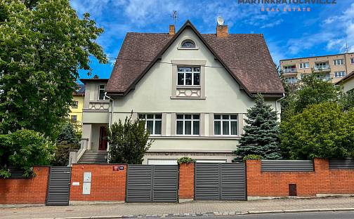 Prodej domu 312 m² s pozemkem 927 m², Údolní, Praha 4 - Braník
