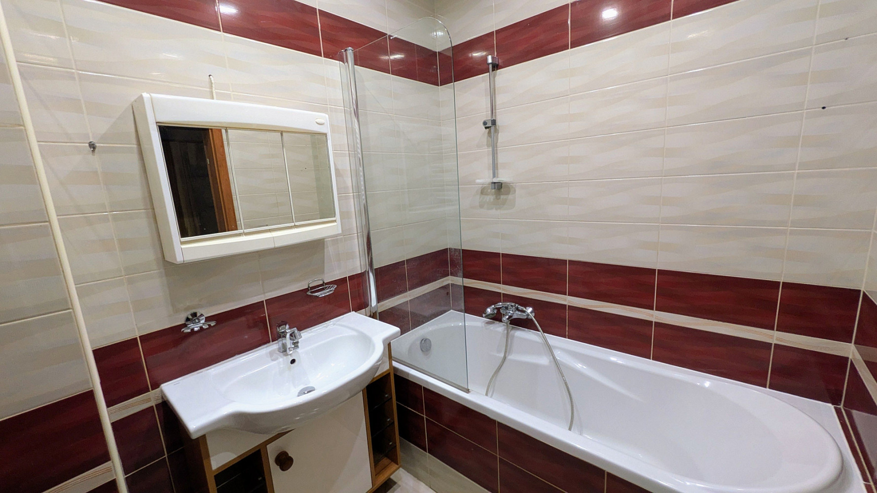 Pronájem bytu 3+1 85 m² – fotografie 4
