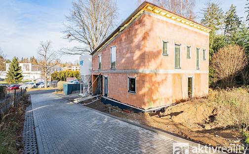 Prodej domu 145 m² s pozemkem 676 m², Ringhofferova, Kamenice, okres Praha-východ