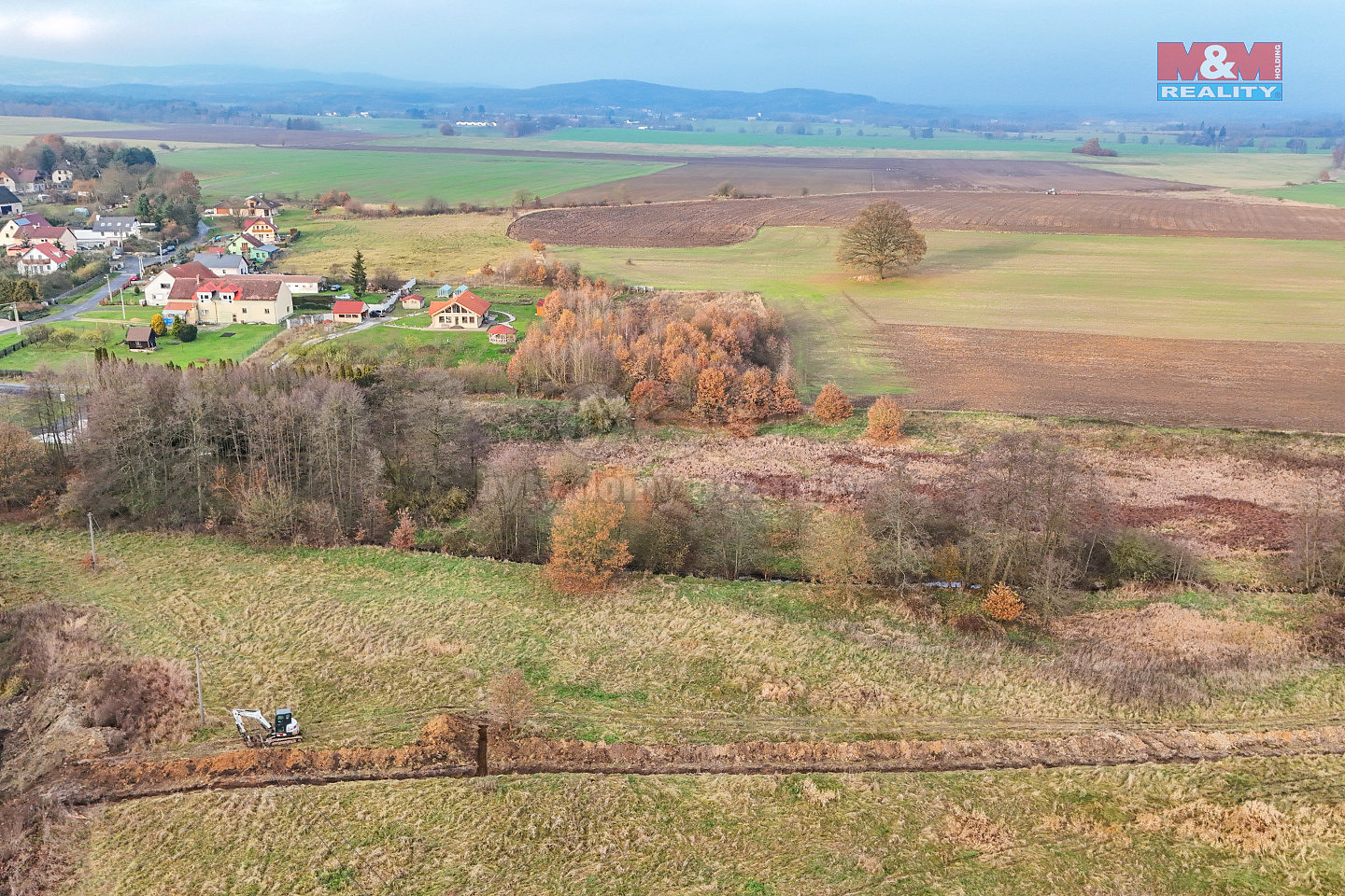 Prodej stavebního pozemku 1 155 m² – pohled 2