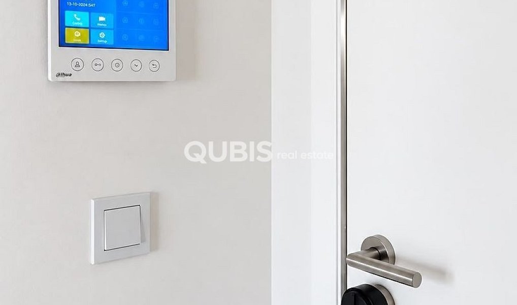Pronájem bytu 2+kk 75 m², Praha – náhled fotky 11