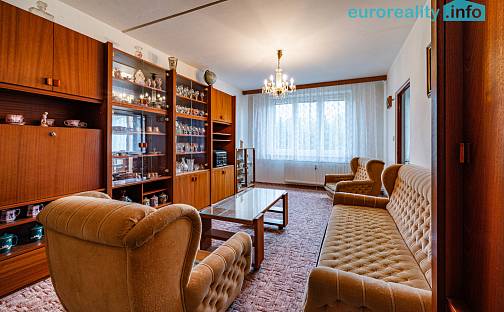 Prodej bytu 2+1 64 m², Za Tratí, Mariánské Lázně - Úšovice, okres Cheb