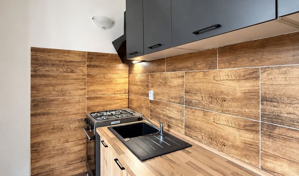 Pronájem bytu 2+1 49 m², Chomutov – náhled fotky 3