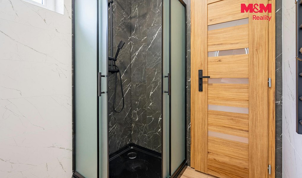 Prodej ubytovacího objektu 113 m², Lipno nad Vltavou – náhled fotky 18