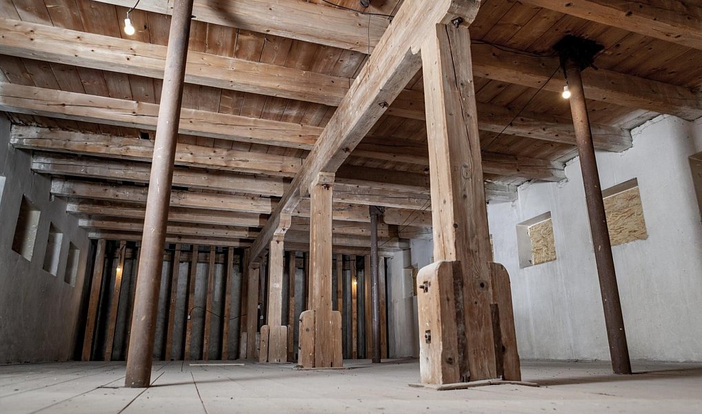 Prodej zemědělského objektu 450 m², Dymokury – náhled fotky 7