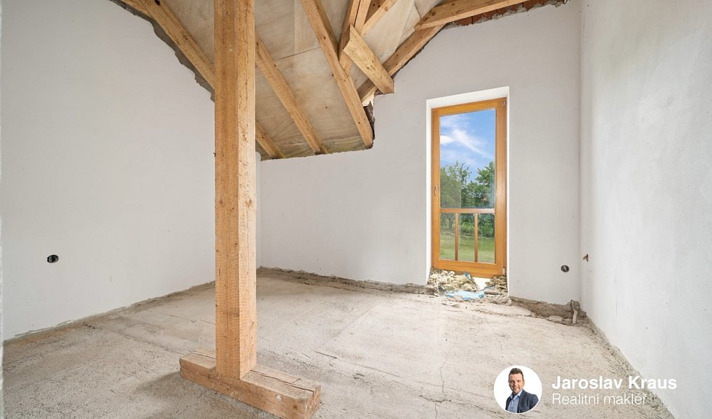 Prodej domu 286 m² s pozemkem 4 548 m², Jičín – náhled fotky 28