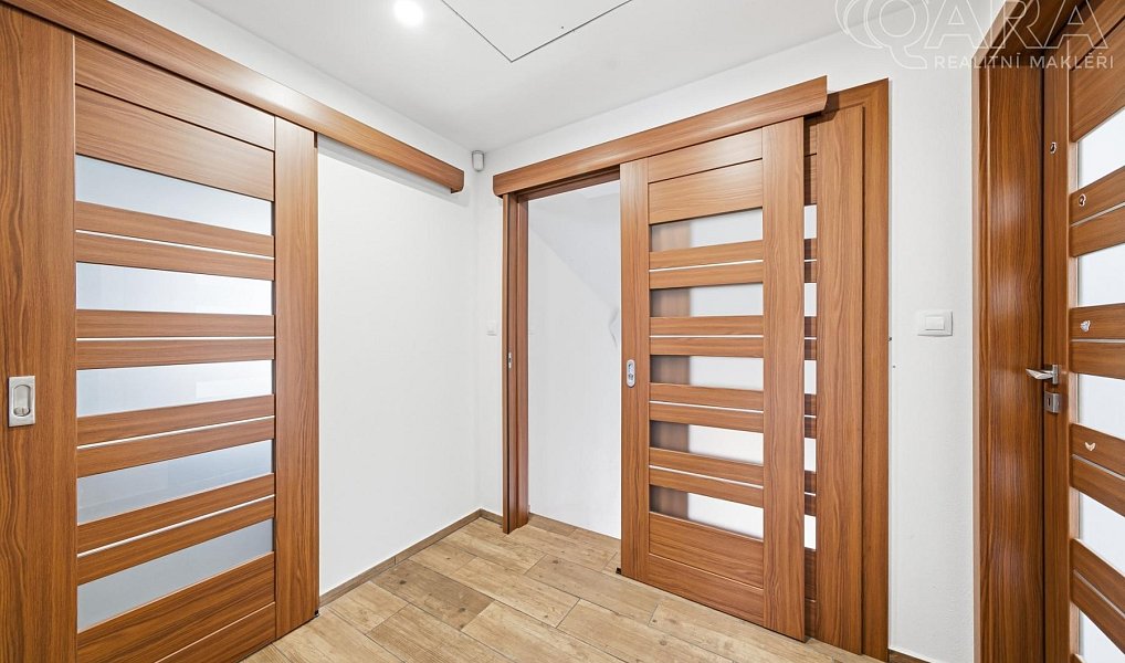 Prodej domu 295 m² s pozemkem 707 m², Litenčice – náhled fotky 42