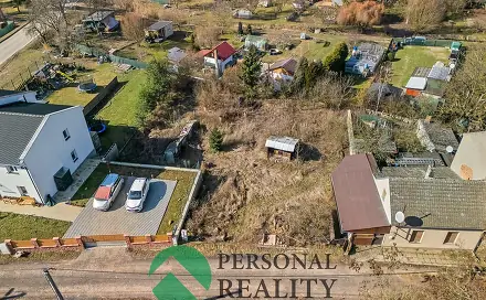 Prodej stavebního pozemku 800 m², Slaný - Kvíc, okres Kladno