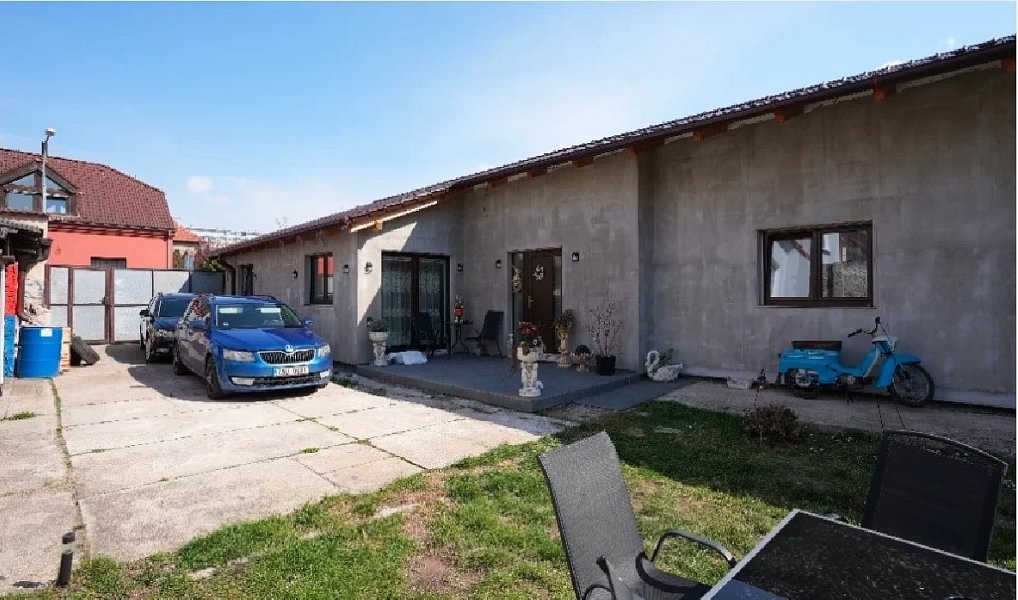 Prodej nájemního domu, činžáku 180 m², Praha – náhled fotky 8