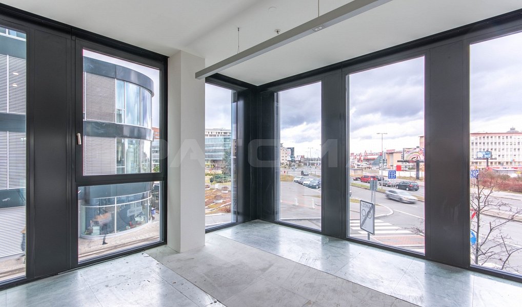 Pronájem kanceláře 216 m², Praha – náhled fotky 4