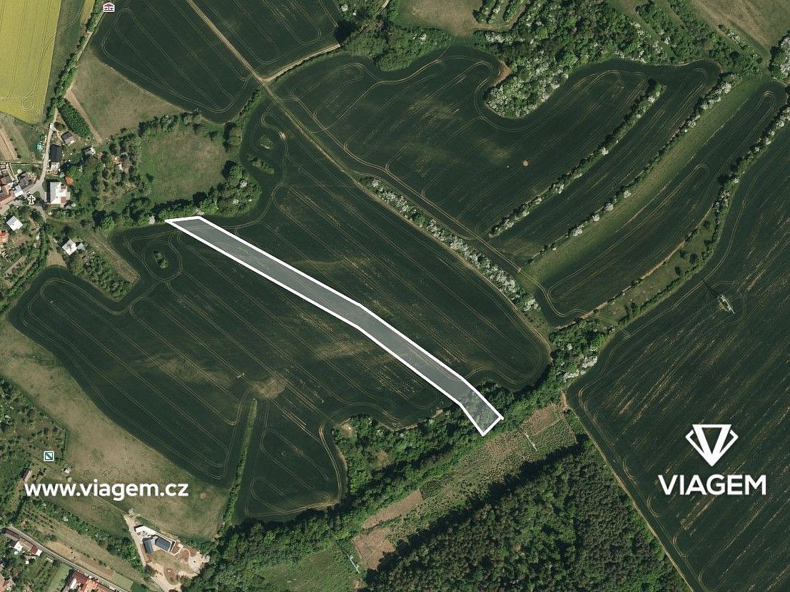 Prodej pole 992 m² – pohled 2