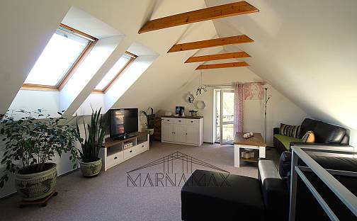 Prodej domu 158 m² s pozemkem 740 m², Na Ráji, Mělník