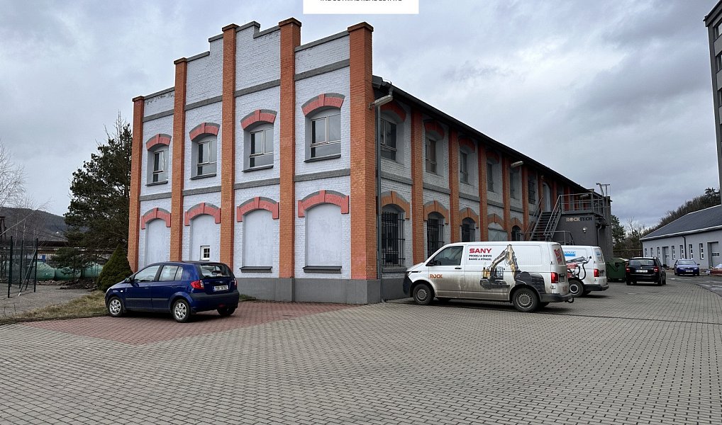 Prodej skladovacích prostor 1 088 m², Králův Dvůr – náhled fotky 6